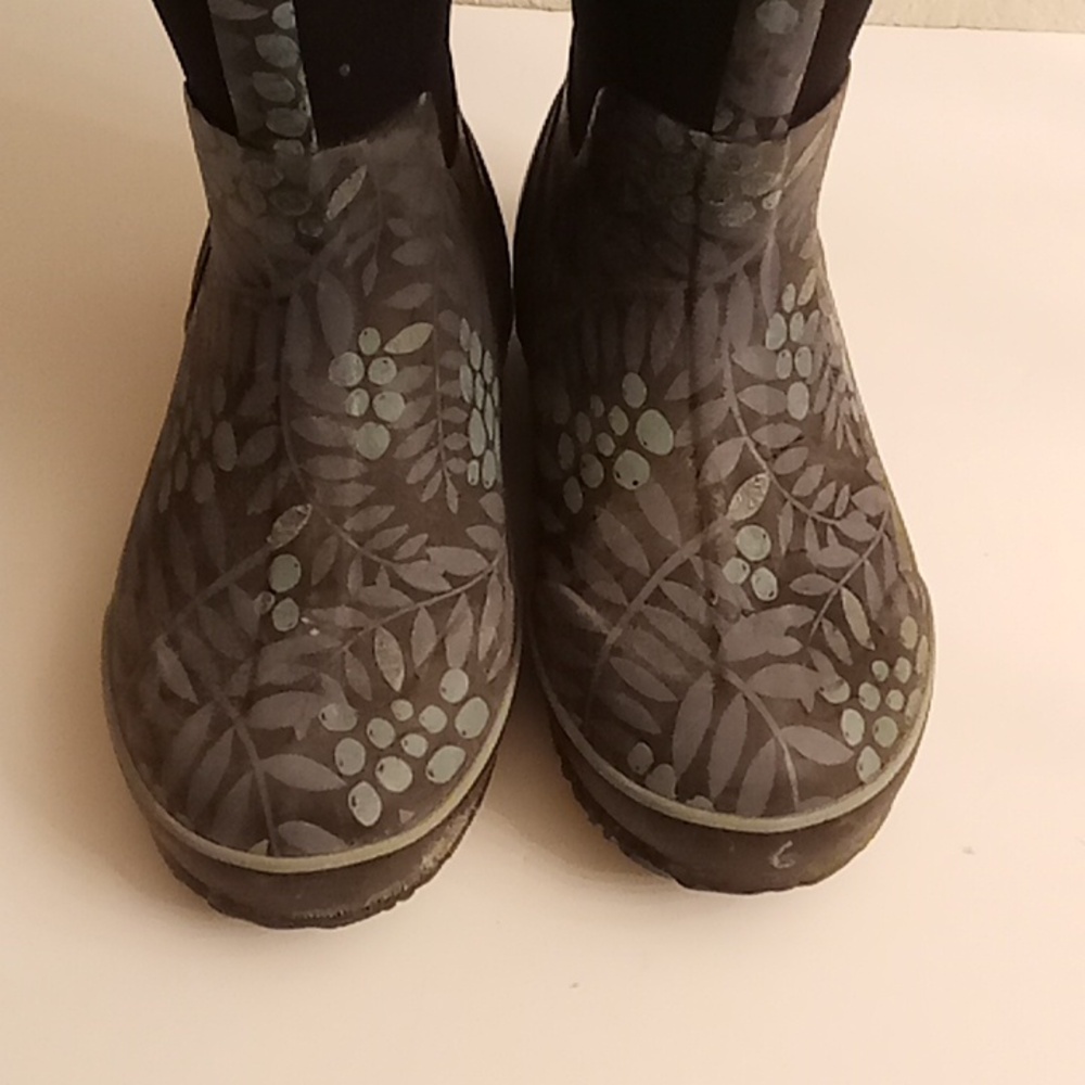 BOGS Rainy Fall Work Size 6 Black-Gray Colors - Picture 4 of 8